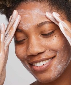 Woman Using Daily Microfoliant
